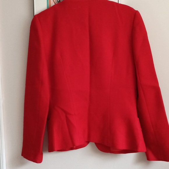 Red blazer - Picture 6 of 6